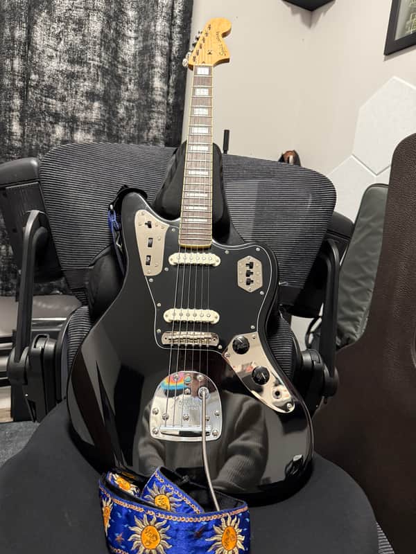 Squier Classic Vibe '70s Jaguar 2018 - Present - Black image 1