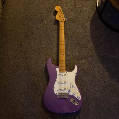 Fender Jimi Hendrix Stratocaster 2018 Ultraviolet with SD pickups and bone nut image 2