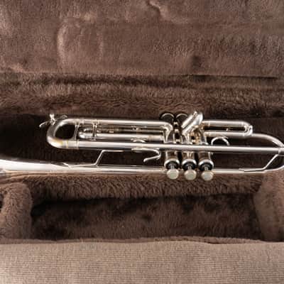 Bach Stradivarius Silver Trumpet image 8