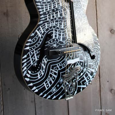 Vox VGA-3PS Giulietta Custom Art Guitar Acoustic Archtop with Built-In Electronics " Web of Deception " w/gig bag image 5