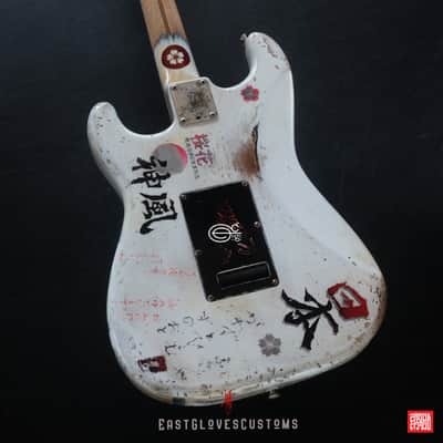 Fender Stratocaster Floyd Rose MXY-7 Ohka Cherry Blossom Kamikaze V3 in White Aged Relic (Rare 1of1) image 6