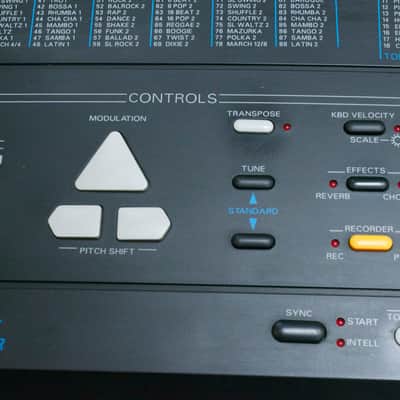 Roland E16 61-Key Intelligent Synthesizer Black image 6