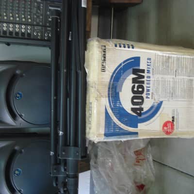 Mackie 406M Powered Mixer+C300 Speakers & Owner's Manuals--Mint Condition! image 16