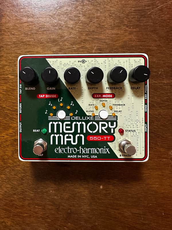 Electro-Harmonix Deluxe Memory Man 550-TT Tap Tempo 550Ms Analog Delay 2012 - Present - Green image 1
