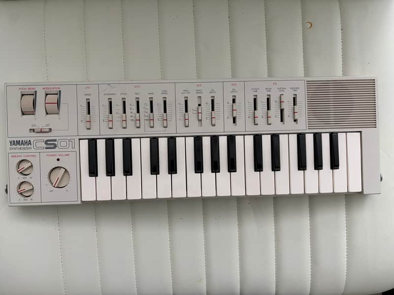 Yamaha CS01 | Reverb