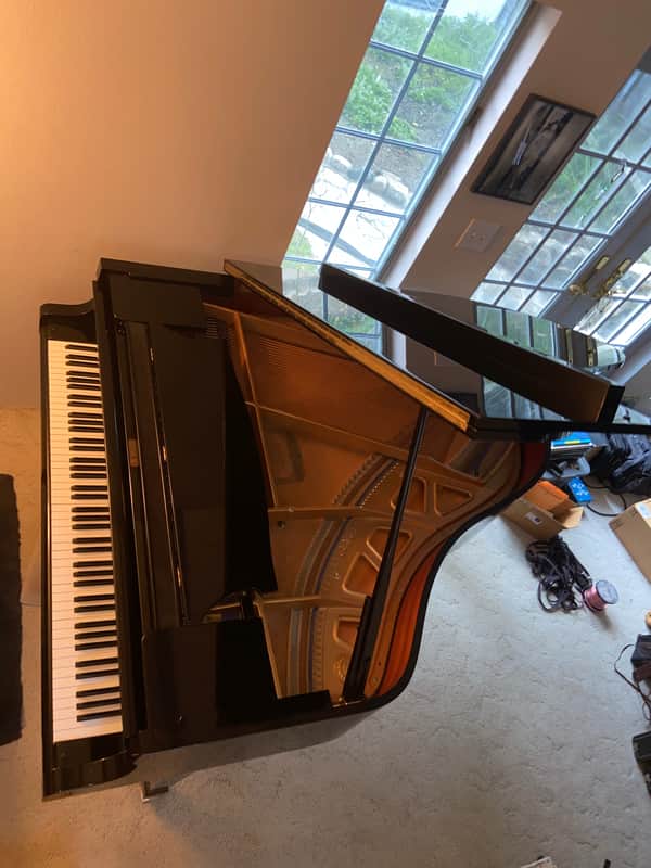 Kawai Grand Piano 5ft 9in x 4ft 7.75in x 3ft 2 in Early 1990's image 1
