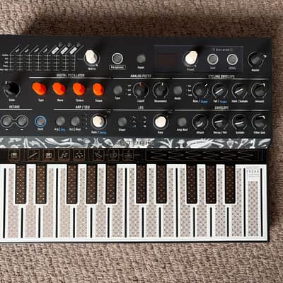 Arturia MicroFreak 25-Key Algorithmic Synthesizer 2019 - Present - Black image 1