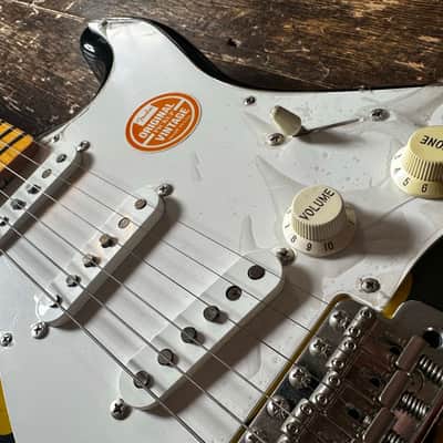 Fender Stratocaster Japan 1957 Reissue Custom Finish CIJ P-Serial 1999 with Original Softcase & Docs image 16