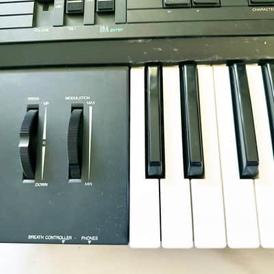 YAMAHA DX-7s MKII Vintage FM Synthesizer Made in Japan-1987 Good Condition !... image 3