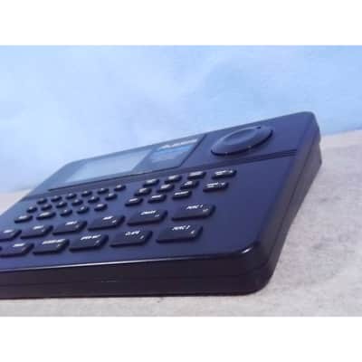 Alesis SR-16 Drum Machine (16 BIT) image 9