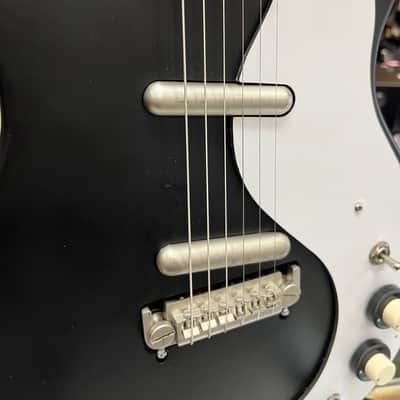 Danelectro 59M NOS Double Cutaway 2010s - Black image 4