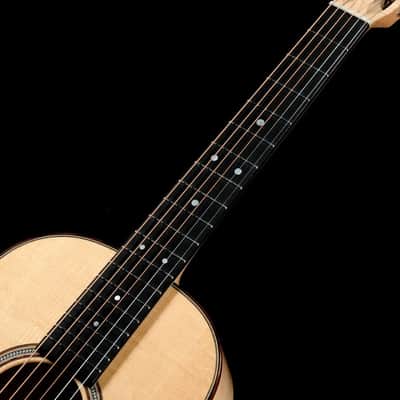 Martin CTM 00-12F Adirondack Spruce European Flame Maple 3-piece back [2184633] (07/15) image 6