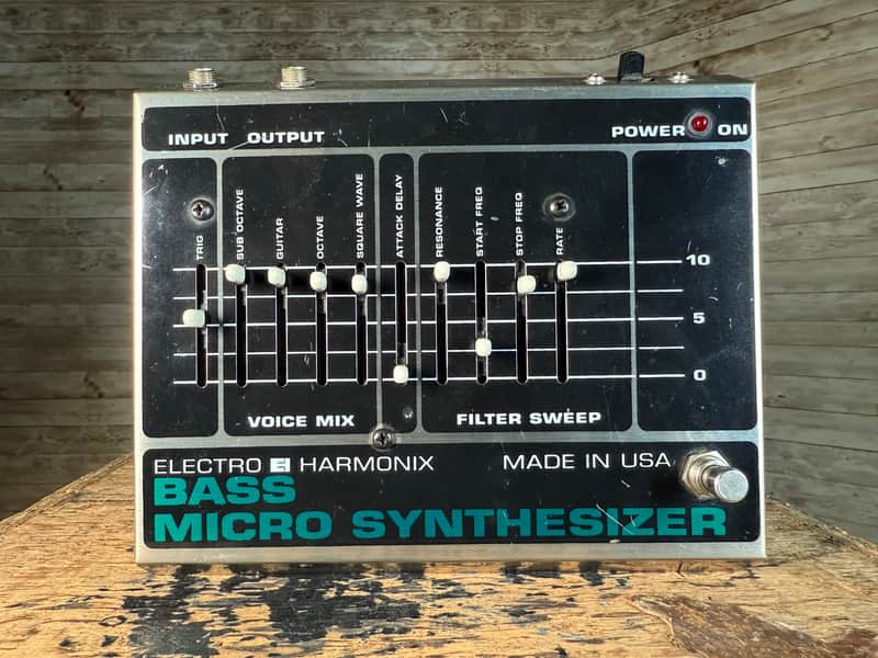 Electro-Harmonix Bass Micro Synthesizer