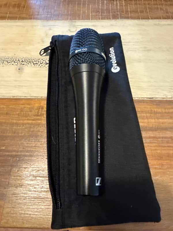 Sennheiser e965 Multipattern Handheld Condenser Microphone