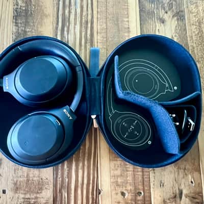 SONY - WH1000XM4 Wireless Noise-Cancelling Over-the-Ear Headphones Midnight Blue image 5