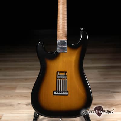 Xotic XSC-1 Alder S-Style w/ Roasted Flame Maple Neck – 2-Tone Burst (Demo) image 8