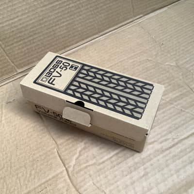 Boss FV-50H Stereo Volume Pedal like new in orignal box / vintage Japan image 7