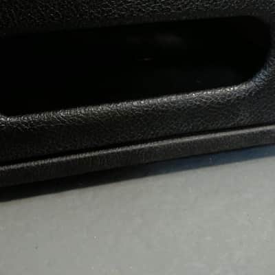 Fender Vintage Bassman Amp, Silverface image 11