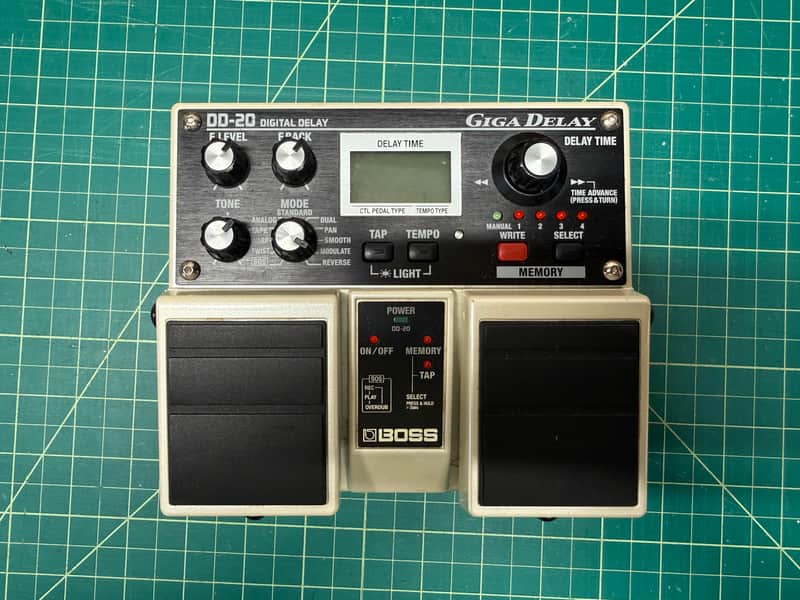 Boss DD-20 Giga Delay