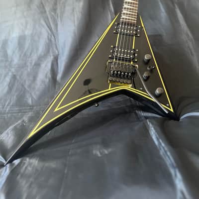 Jackson Pro Series RR3 Rhoads - Black with Gold Pinstripes Custom & Modded image 6
