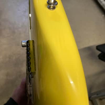 Fender Artist Limited Edition Tom DeLonge Stratocaster Graffiti Yellow (Serial #MX23117196) image 9