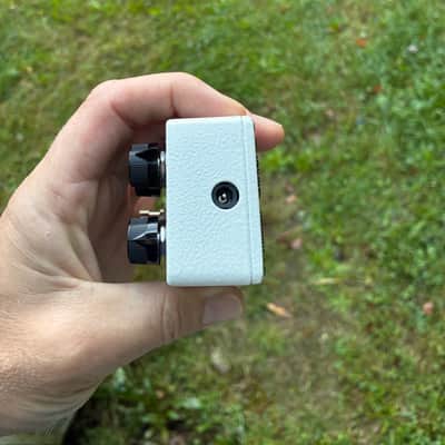 Xotic RC Booster 2002 - 2016 - White image 3
