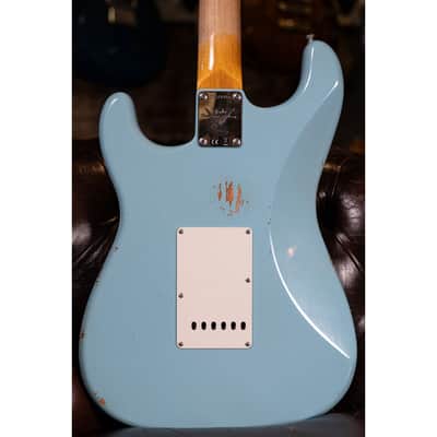 Fender Custom Shop Late 62 Strat Relic Faded Daphne Blue image 2