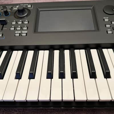 Yamaha MODX6+ 61-Key 16-Voice Synthesizer image 8