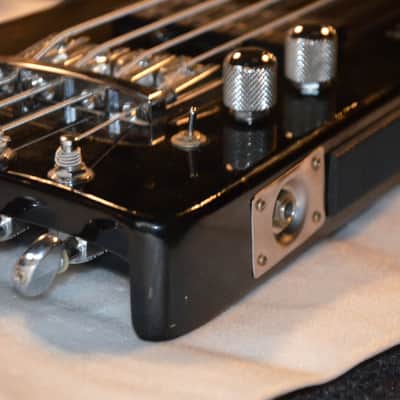 Hondo Steinberger-style ALIEN Headless Bass NOW 100€ reduced WEEKEND PRICE! Was 599€! rare model * real vintage made in South Korea in the 1980s * 24 frets/very good! * very rare with German Schaller 3-D bridge+original Grover tuners*perfect travel bass image 19