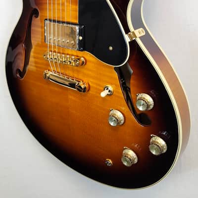 Yamaha SA2200 Semi-Hollowbody Guitar, Sycamore Top, MIJ, Brown Sunburst, Factory Blemish image 3