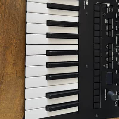 Korg Monologue Monophonic Analog Synthesizer 2016 - Present - Black image 4