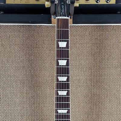 2021 Gibson Les Paul Deluxe Beautiful Guitar! Iconic Look and Tone (234) image 4