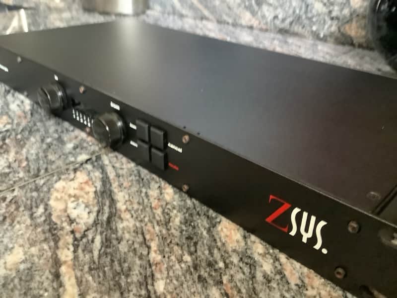 ZSYS Z Systems Z-8.8 Digital Detangler/Audio Router MINT! image 1