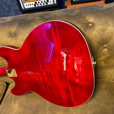 Hagstrom 67’ Viking II “Elvis Come Back Special 68” Replica Free Case image 13