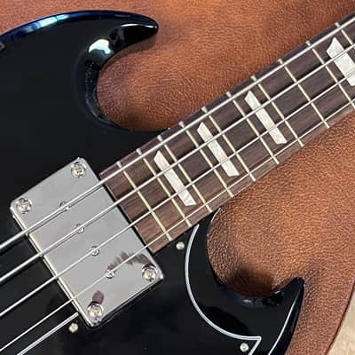 2024 Gibson USA SG Standard Bass Ebony image 5
