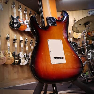 Suhr Classic S 3 Tone Burst RW SSS image 7