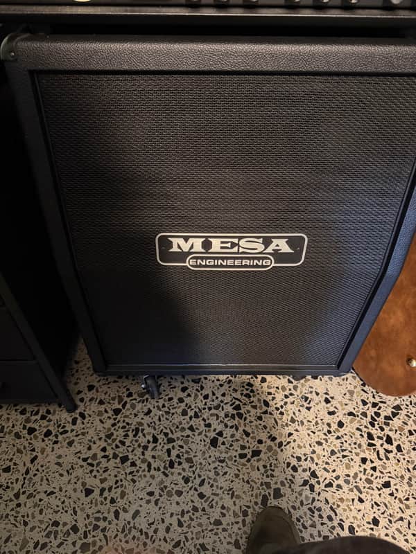 Mesa Boogie Rectifier 120-Watt 2x12" Vertical Slant Guitar Speaker Cabinet 2010s - Various image 1