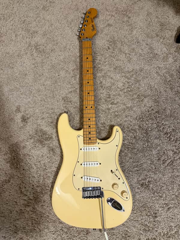 Fender American Strat Plus 1989 - Banana cream