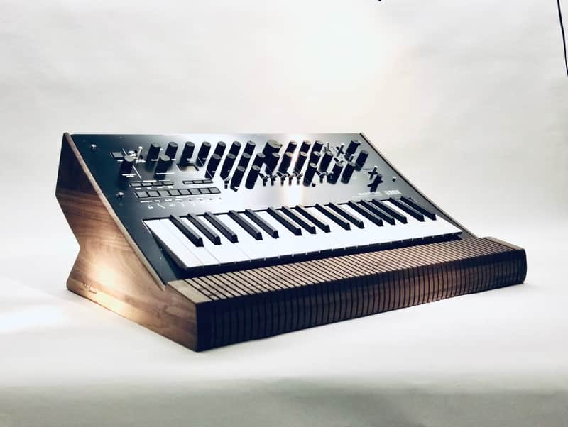 Korg Minilogue / XD/ Bass    Design rack   Echt Nussbaum image 1