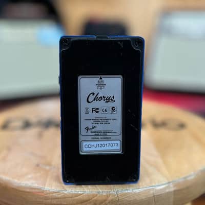 USED Fender Chorus Pedal image 4
