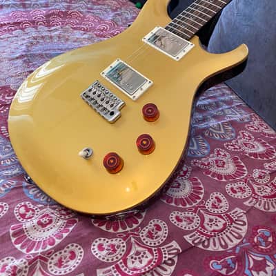 PRS SE DGT David Grissom Tremolo Signature 2023 - Present - Gold Top image 9