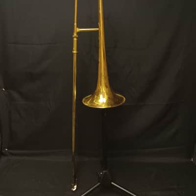 Holton Collegiate Slide Trombone serial 005869 - Lacquer image 6