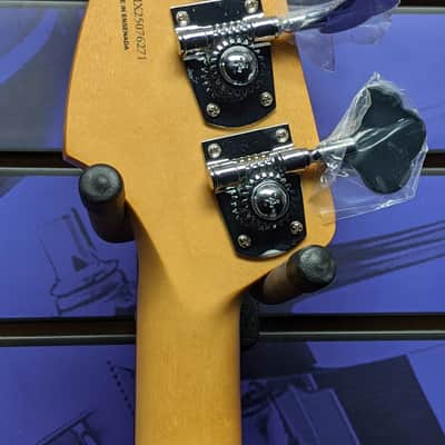 Fender Fender Player II Jazz Bass®, Rosewood Fingerboard, Hialeah Yellow 2022 - Present - Hialeah Yellow image 10