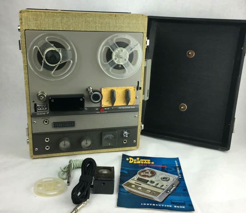 Vintage Akai Terecorder De Luxe Deluxe Audio fidelity Reel to Reel