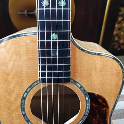 Art Davis MIEMS 00 – 2002 – Flame Maple / Sitka Spruce – Abalone Trim – Handbuilt Boutique image 3