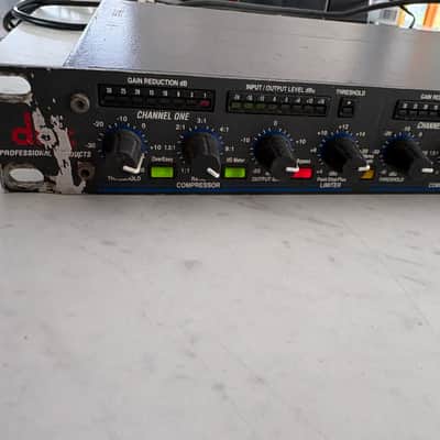 dbx 1046 Quad Compressor/Limiter 2010s - Black image 2