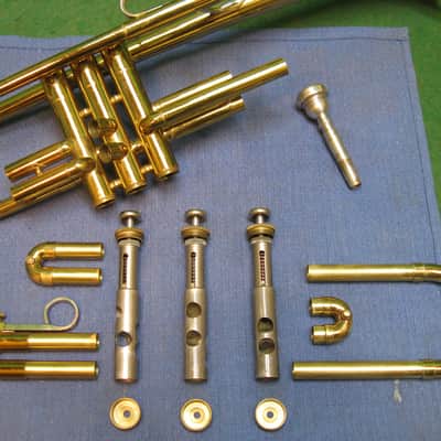Bach Bundy Trumpet 1973 - Reconditioned - Original Case & Bach 7C MP image 17