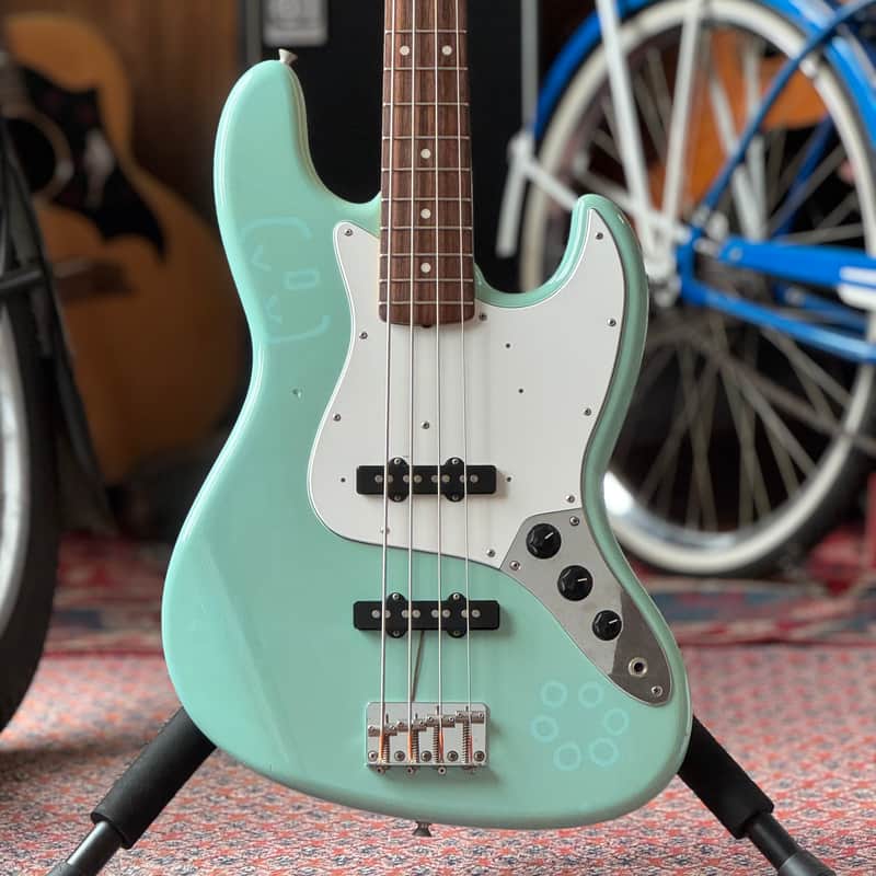 Fender Jazz Bass JB62 - Daphne Blue, Crafted in Japan, 2006-2008