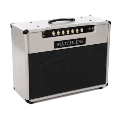 Matchless Chieftain Reverb 40W 2x12" Combo Sparkle Cream w/ Silver Grill image 2