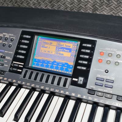 Yamaha PSR-8000 Keyboard image 9